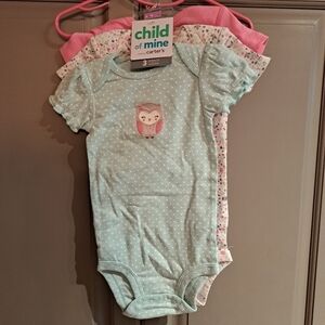 Child of Mine by Carter's 3 pack of bodysuits NEW